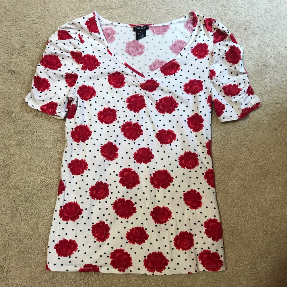 👑 (3 for $15) Womens tshirt